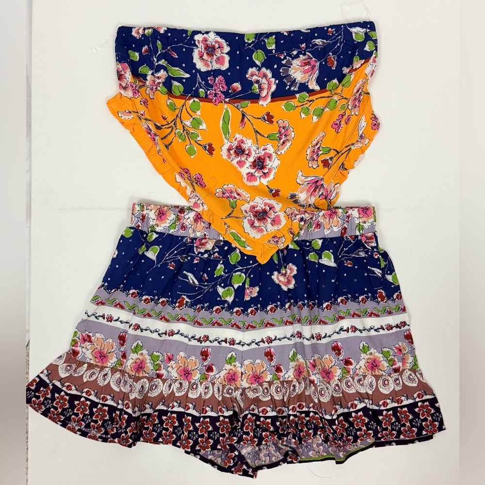 ILLA ILLA Bohemian Warm Tones Floral Bandana Top & Flowy Short Set    Small NWOT